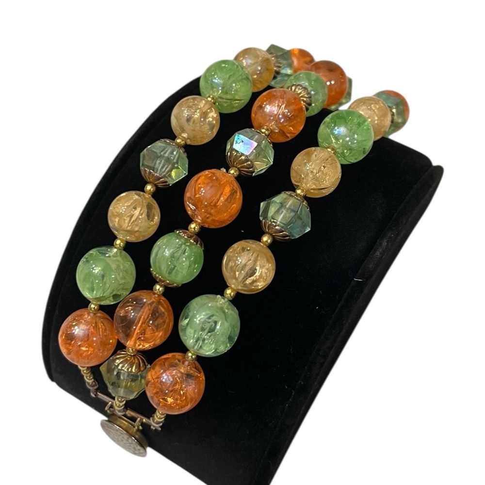 Vintage 3 Strand Lucite Beaded Bracelet  Clasp‎ Chunky Boho Colorful 70s Retro